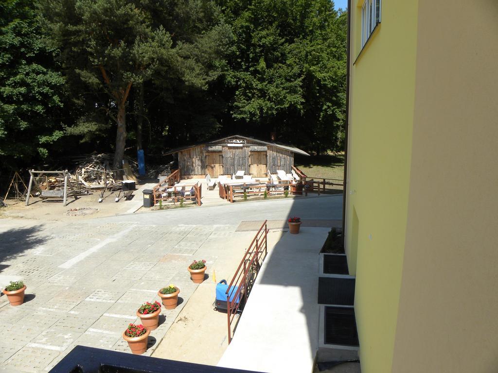 奥库斯基格兰德罗泽维耶酒店 Jastrzębia Góra 外观 照片
