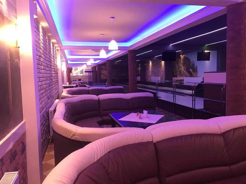 奥库斯基格兰德罗泽维耶酒店 Jastrzębia Góra 外观 照片
