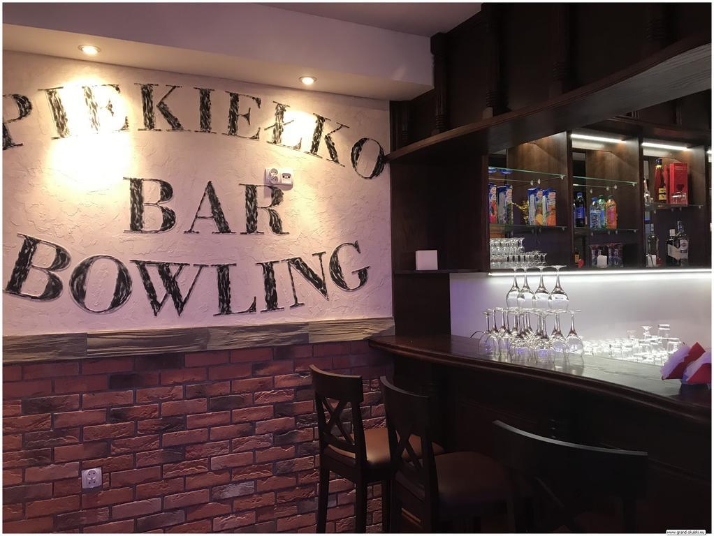 奥库斯基格兰德罗泽维耶酒店 Jastrzębia Góra 外观 照片